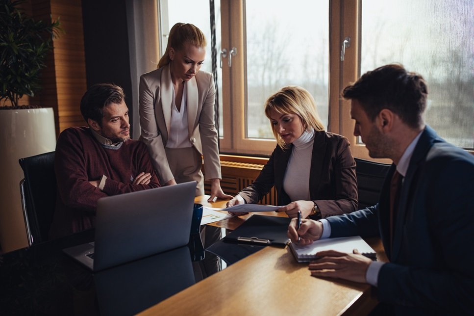 Why Every UAE Business Needs Strong Commercial Contracts